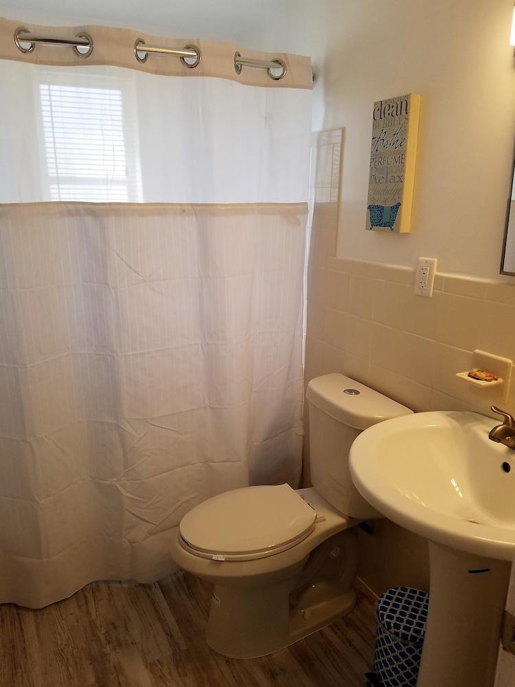 St. Pete Beach Suites Екстериор снимка