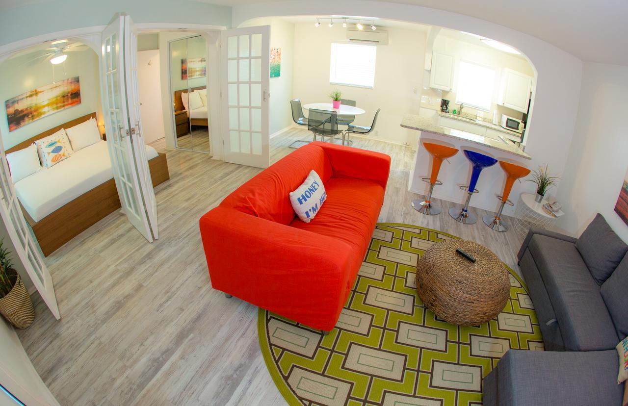 St. Pete Beach Suites Екстериор снимка